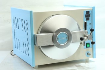 Thermal Vacuum 2200 18L Medical Autoclave Sterilizer With Drying Function Digital Display 1299.99 Retail