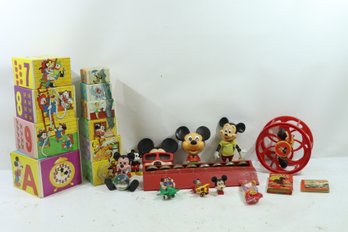 Large Group Of Vintage Mickey Mouse Items Includes Blocks, View Master, Figures Books & More