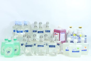 Large Group Of Chemicals Hand Cleaners, Soap, Sanitizer And More See Pictures