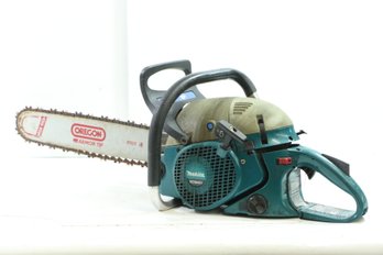 Makita DCS642120 20-Inch 64cc Gas Powered Chain Saw Made In Germany