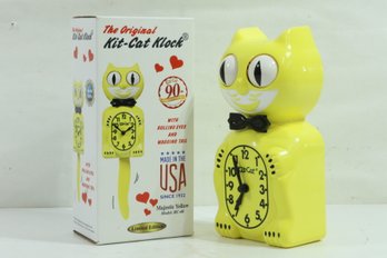 The Original Kit Kat Klock Yellow New In Box