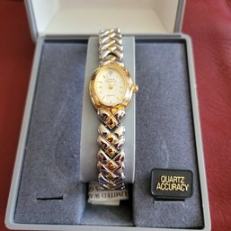 New Vintage Sarah Coventry 2 Tone Ladies Watch - New Battery MSRP $135