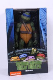 Neca Teenage Mutant Ninja Turtles 1/4 Scale Leonardo Figure New In Box
