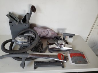 KIRBY G10D Vacuum Cleaner With All Accessories In The Pictures