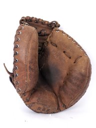 Vintage Wilson Baseball Catchers Mitt Glove