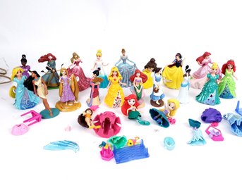 Lot Of Disney Princess Figures