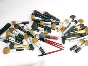 Large Lot Of Preowned Makeup Brushes