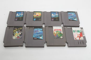 Lot Of 8  Assorted Nintendo Video Game Cartridges