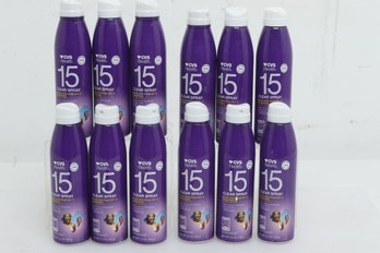 12 CVS Heath Clear Spray SPF 15