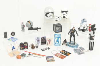 Mixed Lot Of Star Wars Toys & Memorabilia