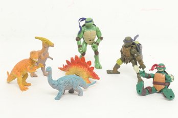 Grouping Of Vintage Dinosaur Figures & TNMNT Figures (2008)