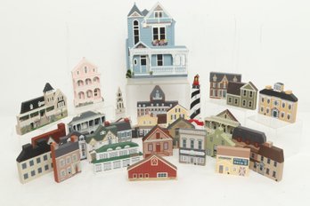 Mixed Grouping Of 'Cat's Meow' & Shelia's Collectable Houses Hand Painted Wood Houses