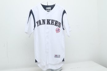 True Fan Yankees Jersey Size M
