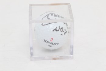MICKEY MANTLE SIGNED TOP FLIGHT GOLF BALL W NO 7 INSCRIPTION ORIGINAL TELETRADE CUBE