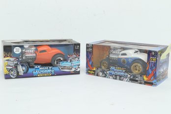 2 Muscle Machines 1:18 Scale Die Cast Cars: '33 Ford & '33 Ford Coupe