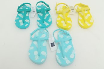 3 Pairs Of New Kids Old Navy Sandals/Flip Flops In Size 10/11