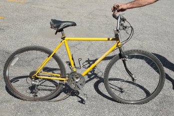 Vintage Yellow Diamond Back Scentex 21 Speed Mountain Bike W/Shimano 105 Clipless Pedals