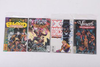 Comic Books Misc 4 Including DARK HORSE , DC, & MARVEL