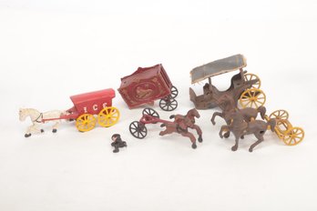 Grouping Of Cast Iron Horse & Carriage Parts (for Parts/Repair)