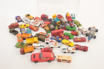 Large Lot Of Vintage Die Cast Cars Matchbox Corgi More