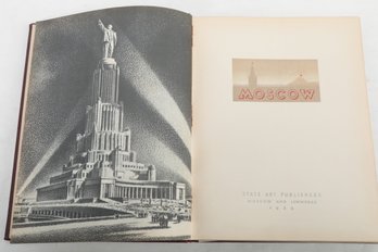 1939 Russian Propaganda MOSKOW STATE ART PUBLISHERS MOSCOW AND LENINGRAD USSR