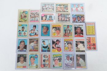 1960s Topps Baseball Card Lot With Johnny Bench Rookie, Ernie Banks, Willie Mays , Carl Yastrzemski