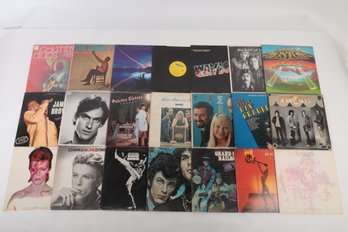 21 VTG Vinyl LP's, Mixed Genre: David Bowie, James Brown, James Taylor, Peter Paul & Mary, Bread & More