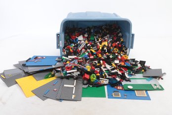 Large Tub Of Legos  30lbs