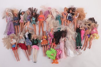 Grouping Of Vintage Barbie Dolls