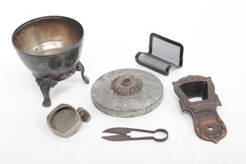 Miscellaneous Grouping Of Metal Items