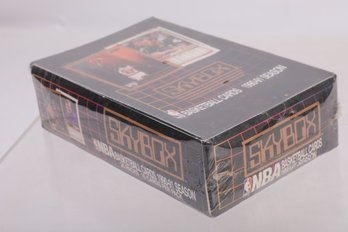 1990-91 Sky Box Basket Ball Factory Foil Pack Box