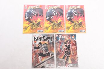 Lot Of 5 Daredevil And Daredevil Related Comics Including Variants