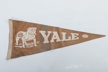 Vintage Yale Pennet