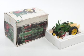 Vintage ERTL 'Precision Classics' 1/16 Scale Die Cast Model Of John Deer Model A Tractor