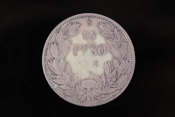 1915 Chile And Silver One Peso