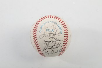 1993/94 New York Yankee Team Signed Baseball With Dom Mattingly . Roberto Kelly Steve Sax And Others