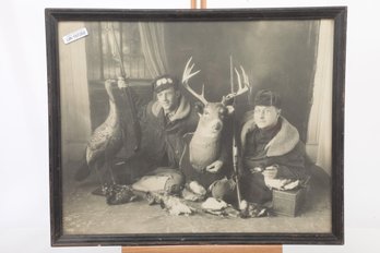 20 3/4' X 17' Framed 1940's Hunting Trophy Room & Hunters