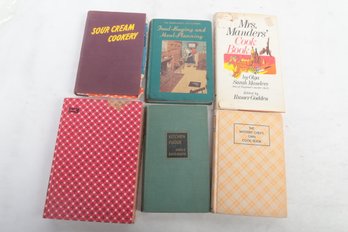 6 COOKBOOK LOT , SIMCA'S CUISINE, KITCHEN FUGUE,MYSTERY CHEF'S OWN, SOUR CREAM, FOOD BUYING & MEAL PLANNING