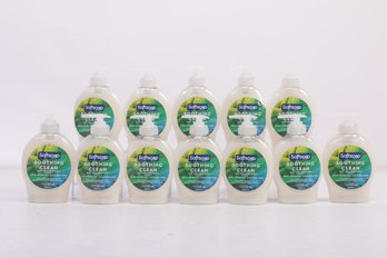 12 Bottles Of Soft Soap Soothing Clean 7.5 Oz Soap