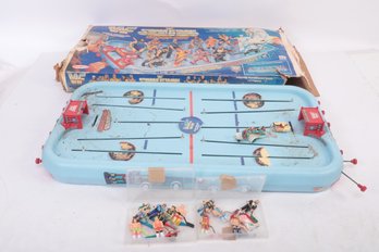 Wwf Superstar Shoot Out Hockey Game With 12 Figure Players