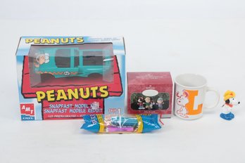 Peanuts/Snoopy/Charlie Brown Lot