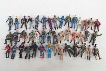 Mixed Lot Of Army/Military / G.I Joe Action 4' Figures