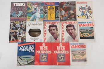 Large Lot Of  Yankees, Mets , Braves And Astros Yearbook From The 1970's