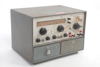 Vintage DeVRY Signal Generator Power Supply Model 16004