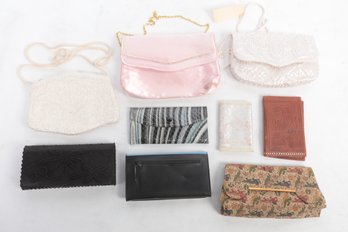 Grouping Of Vintage Ladies Wallets & Hand Bags
