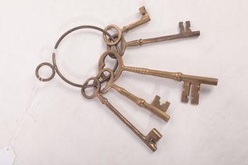Contempory Decorative Hanging Jail House Keys