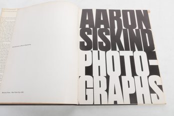 Aaron Siskind : Photographs ( New York : Horizon Press , 1959 )