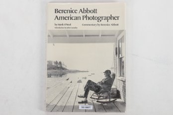 Berenice Abbott American Photographer, 1982 HHard, Cover With Dust Jacket, Illustrated