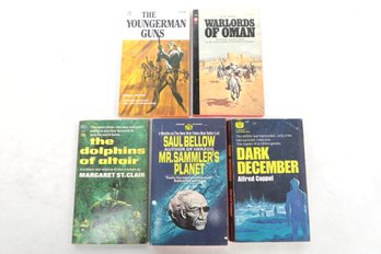 5 Vintage Paperback Books Mixed Subjects Including  Warlords Of Oman, Mr. Samplers Planet, & Dark December