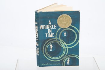 A Wrinkle In Time  By Madeleine L'Engle  1963 Hc Dj
